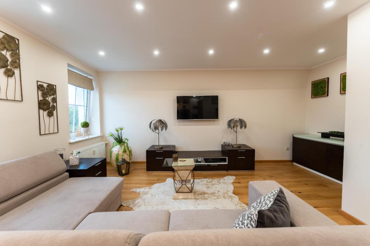 Apartament Zloty Jelonek - 4 Osobowy Na Placu Ratuszowym - Space Apart Jelení Hora Exteriér fotografie
